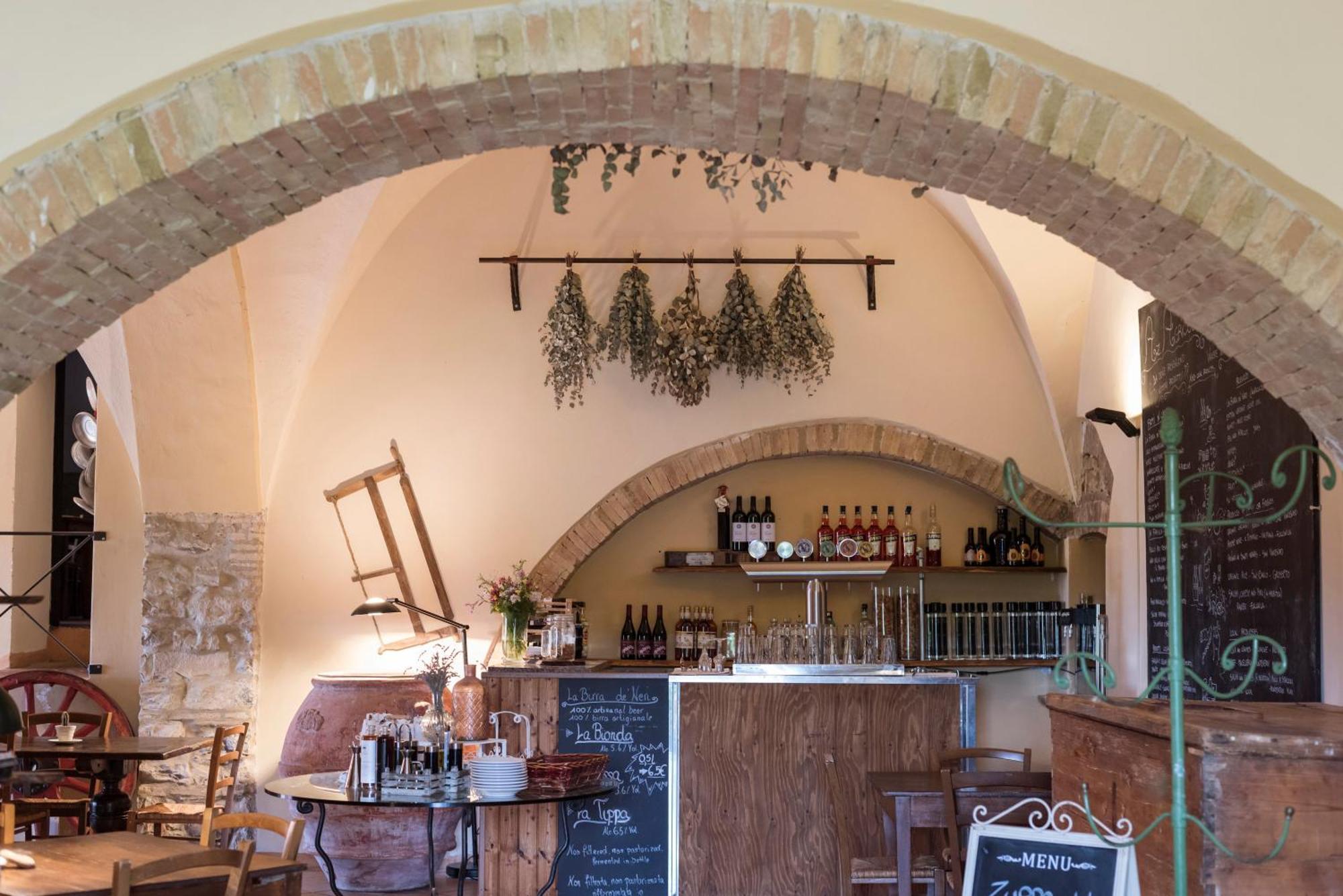 San Ottaviano * Monterotondo (Tuscany)